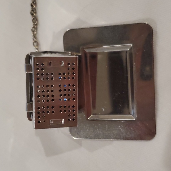 METAL " TEA" STAINER - Picture 3 of 11